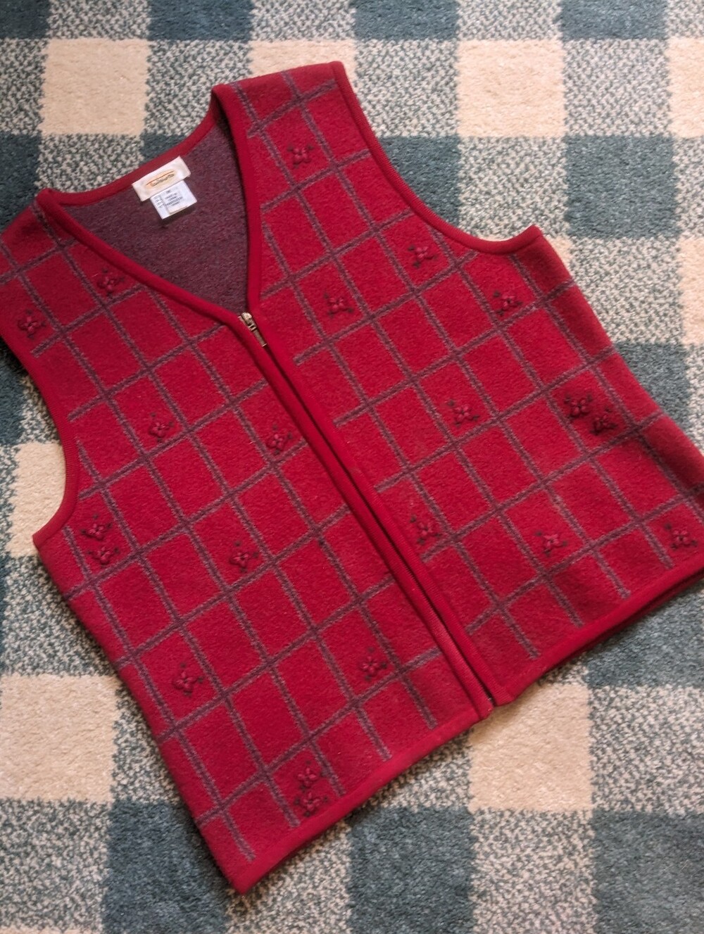 Vintage 100% Wool Red Checkered Zip Vest With Embroidered Flour Details Size M